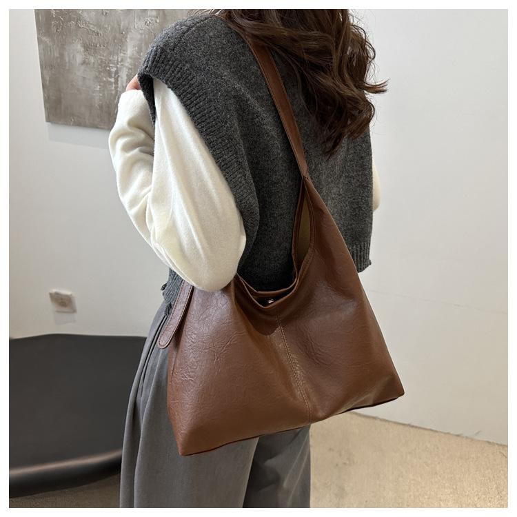 Simple Style Faux Leather Tote Bag for Women Large Capacity Bucket Shoulder Handbag