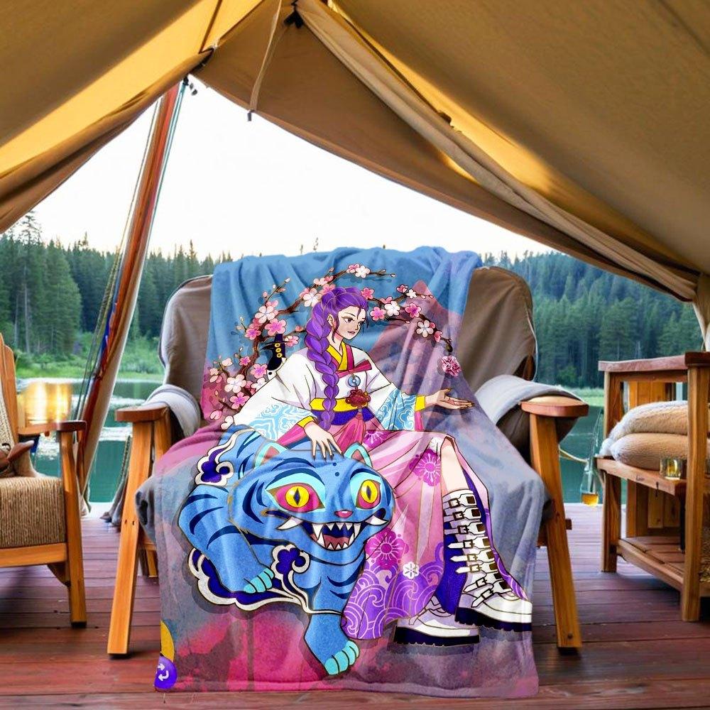 

Cherry Blossom Fantasy: Traditional Kimono with Blue Tiger Design Blanket Lightweight Flannel Throw Blanket for Sofa, Bed, Travel, Camping, 130x150cm