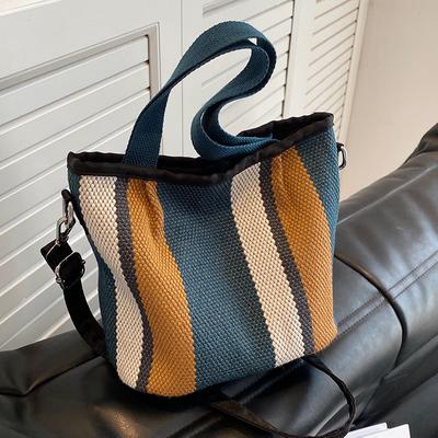 Dámská plátěná taška  Nové ležérní crossbody tašky Letní všestranná taška typu bucket Luxusní designérské plážové pruhované kabelky
