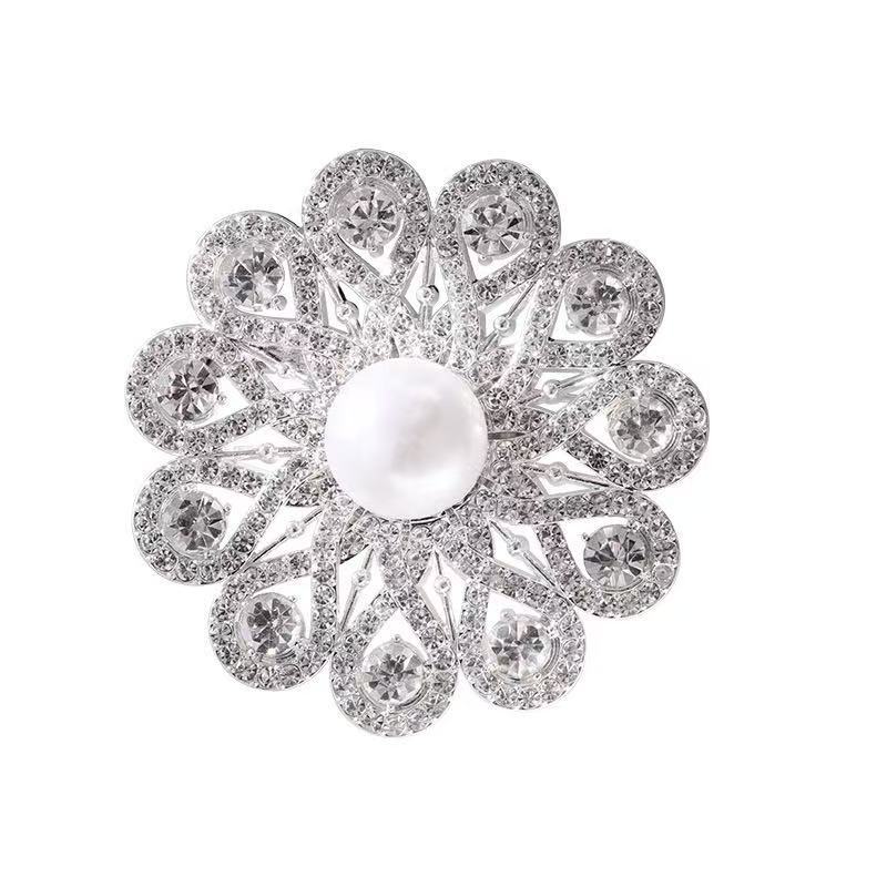Magnetic Brooch Flower Design Pearl Center Fashion Shirt Collar Pin Magnetic Clasp Elegant Accessory for Women
