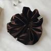 Oar Drop Wide Velvet Cameo Scrunchie [Brown]