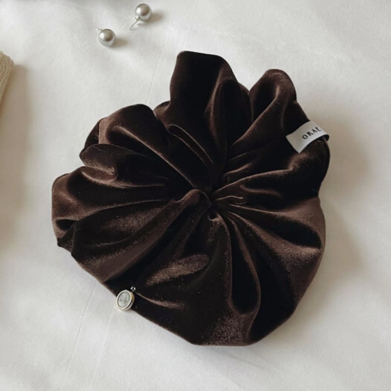 Oar Drop Wide Velvet Cameo Scrunchie [Brown]