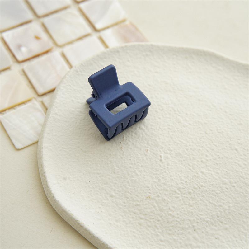 Small Square Hair Claws Frosted Hair Clip Geometry Simple Hairpins Ponytail Clip Crabs Hair Accessories for Women