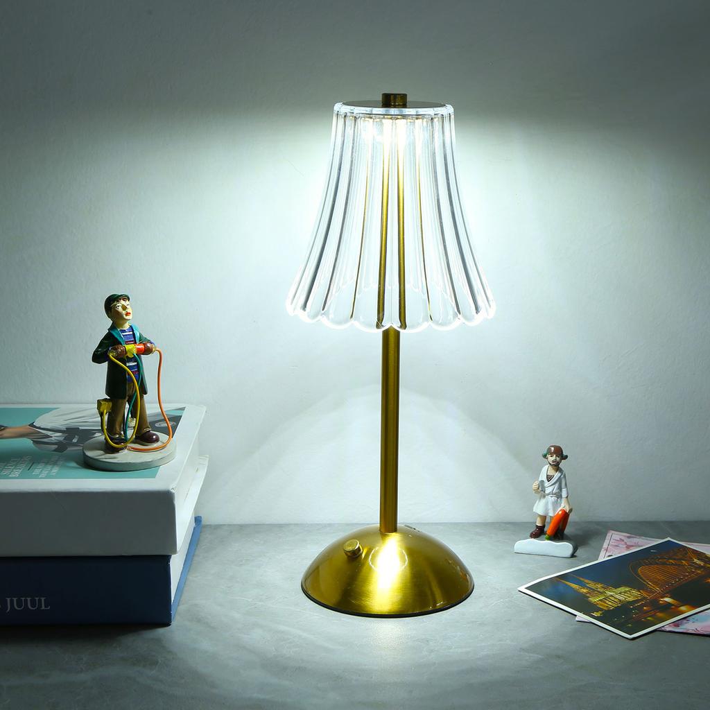 LED Elegant Table Lamp Type-C Rechargeable Dimming Atmosphere Light 3 Color Crystal Touch Desktop Light for Bar Hotel Restaurant