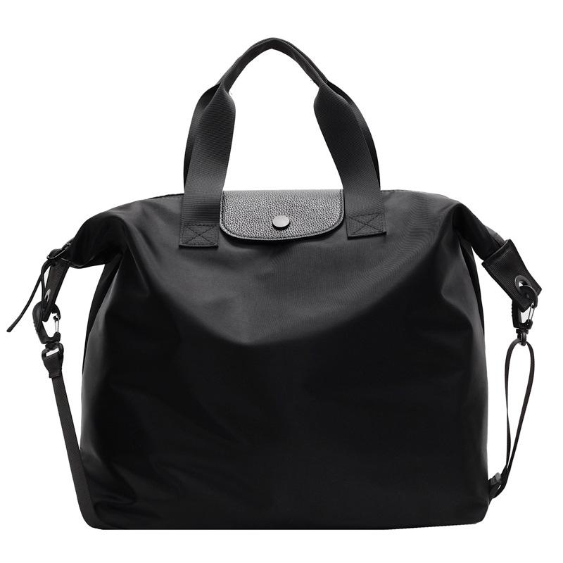  Large Capacity Urban Style Women's Tote Bag for Gym, Travel, and Daily Use with Zipper Closure and Multi-Compartments