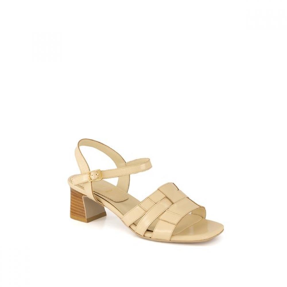 Soda Women S Semi caSual SandalS Ald406 5cm 255 17600₽