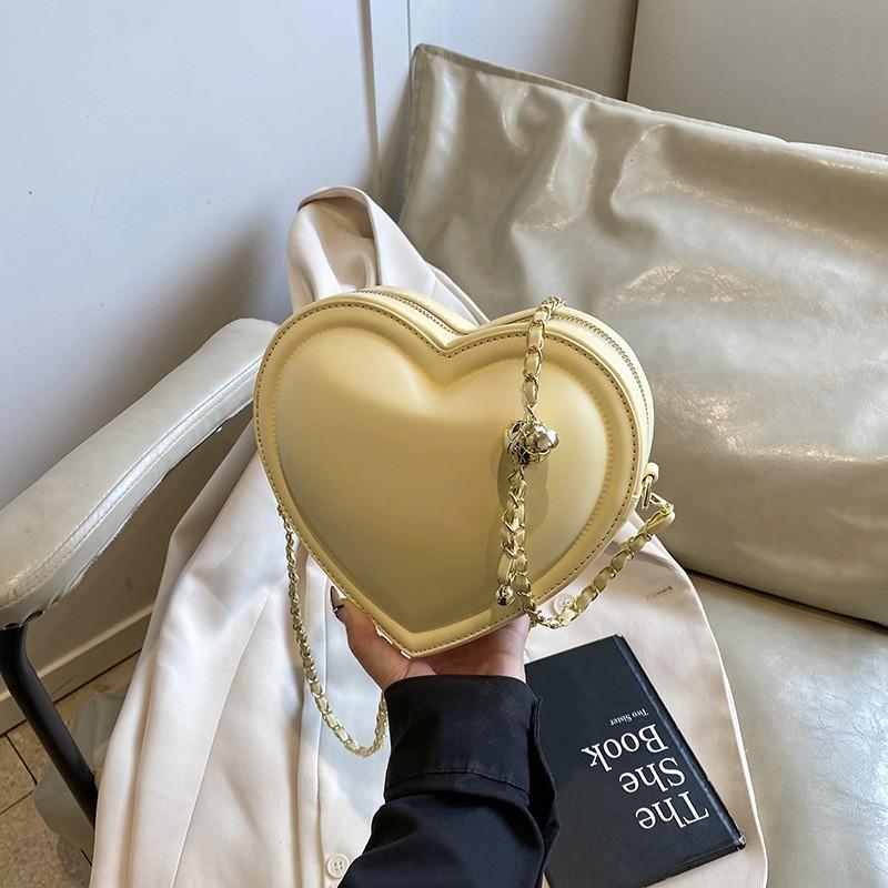 Stylish Mini Heart-Shaped Crossbody Bag With Chain Strap PU Leather Small Square Daily Wear