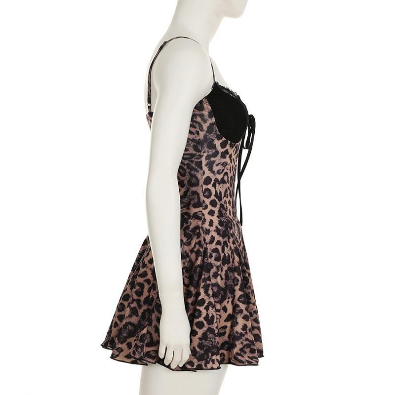 Women's Fashion Sexy Halter Leopard Print Lace Patchwork Receiving Waist Slimming Dress