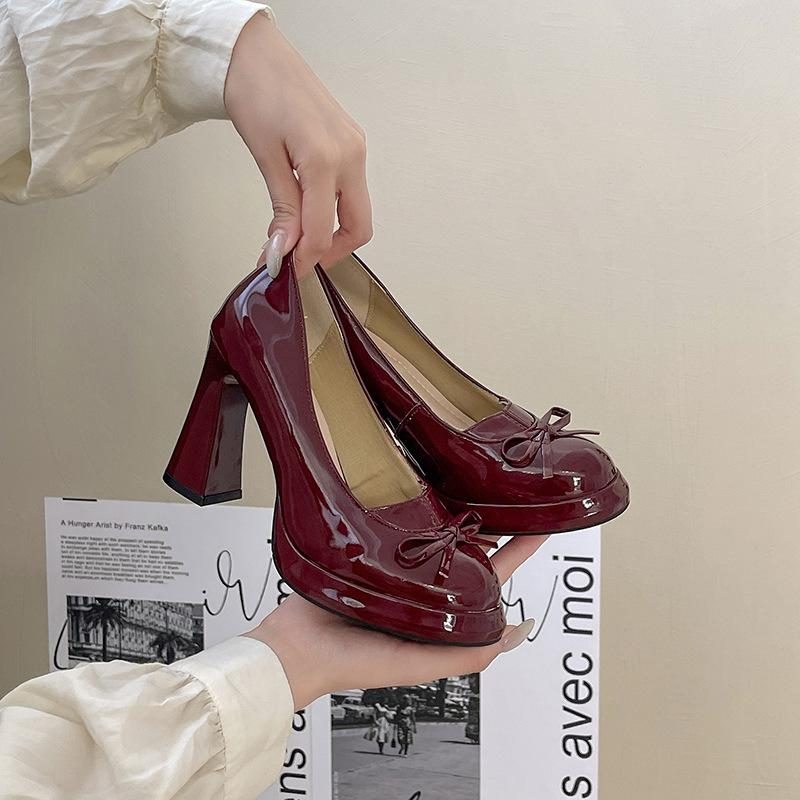Piaohong French platform thick heel single shoes women's 2025 retro round head small man shallow mouth Mary Jane shoes super high heel