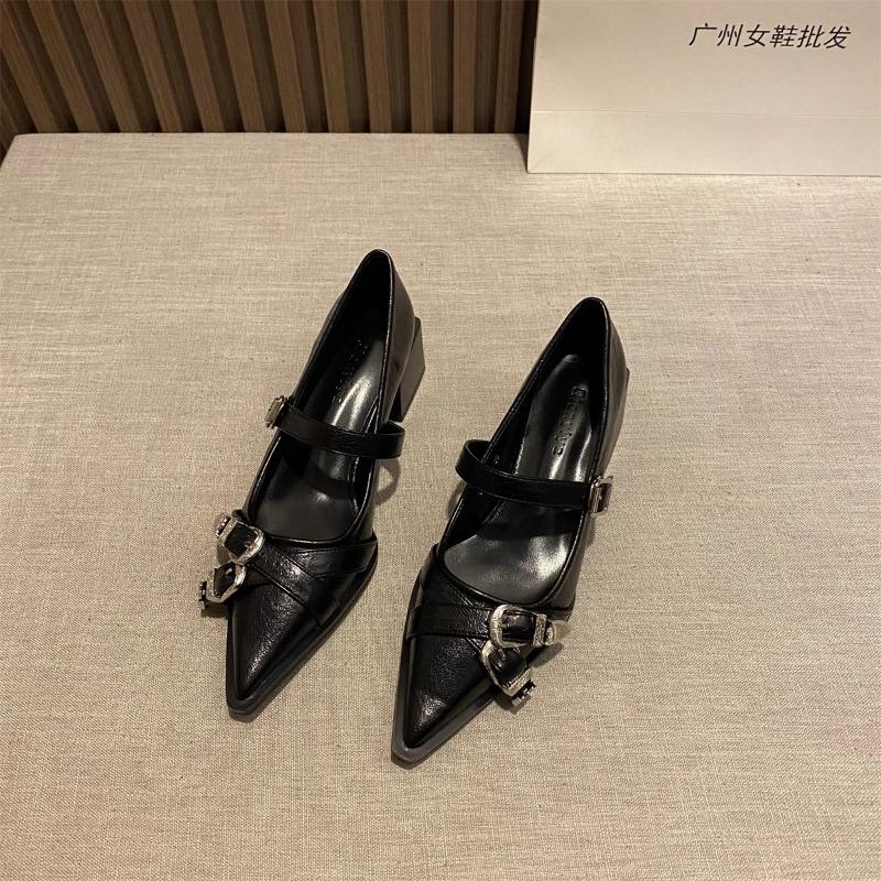Fashion 2024 Spring/Summer Fashion Cross with Pointed Toe Shallow Mouth Women's Street Style Belt Buckle Low Heels