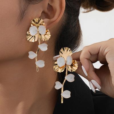 Pendientes colgantes de moda para joyería de mujer.