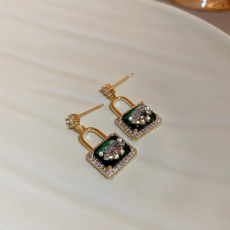 Minimalist Inlaid Zircon Hoop Earrrings for Women Gold Color Metal Circle Earrings Exaggerated Girls Party Jewelry Gifts