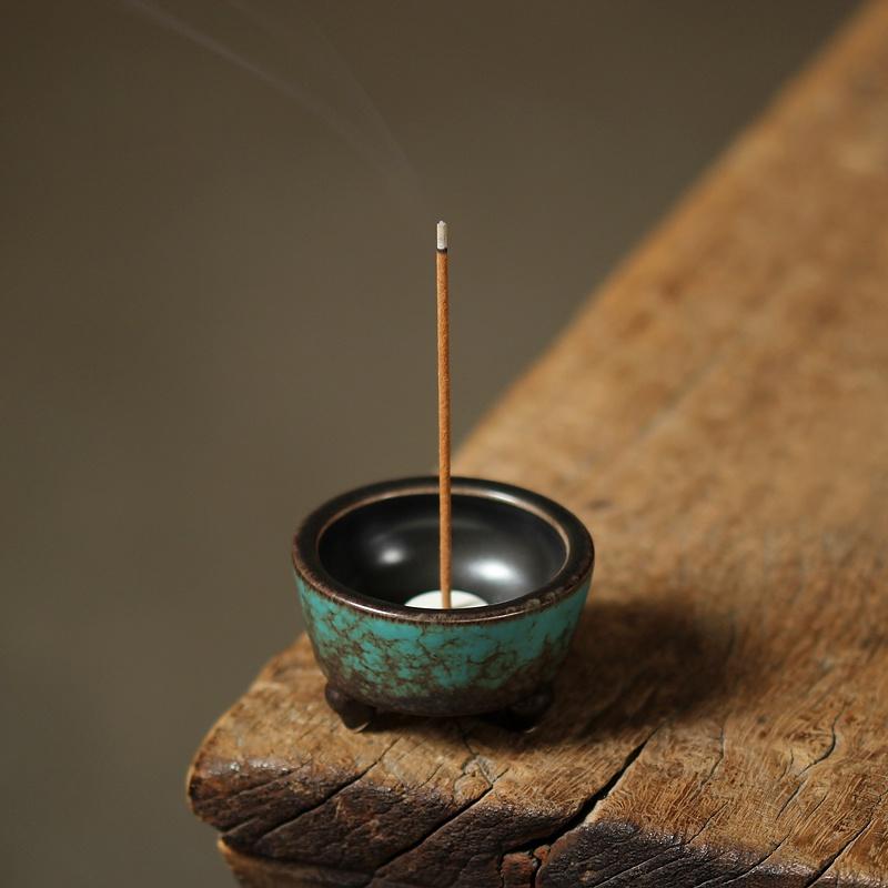 Japanese Style Ceramic Incense Burner Kiln Change Three-legged Incense Holder Indoor Aromatherapy Burner