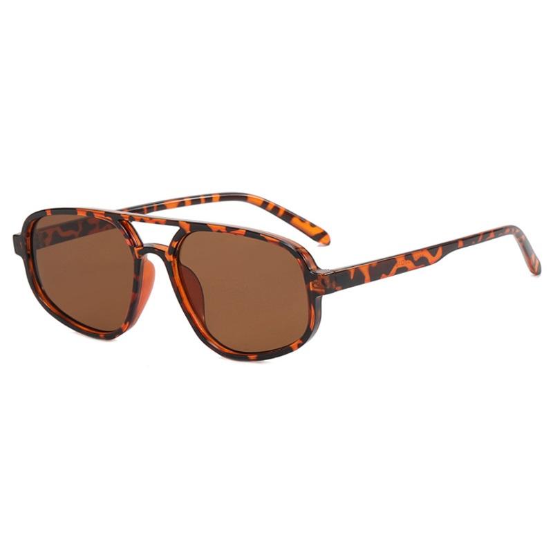 

Ins Popular Fashion Pilot Sun Glasses Women Shades UV400 Retro Rivets Decoration Gradient Trending Men Round Sun Glasses as picture
