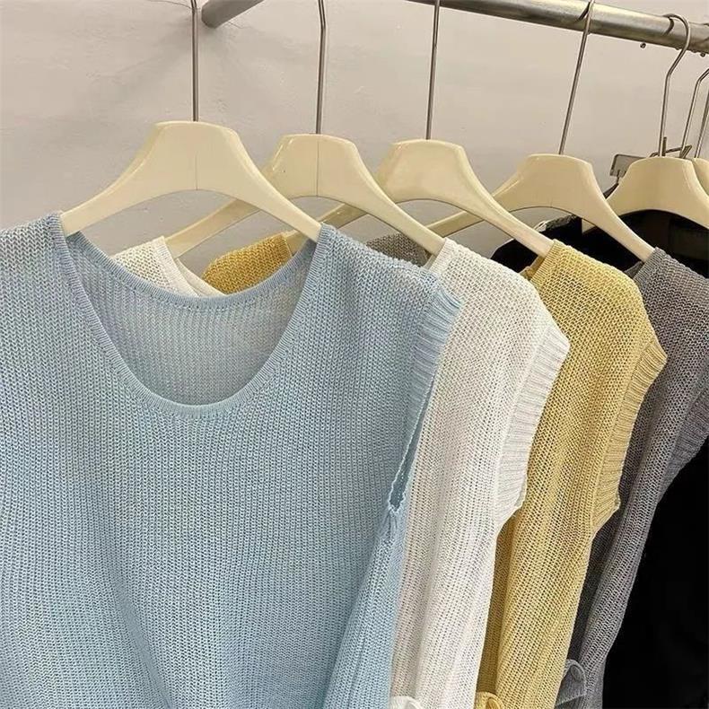 Women Crew Neck Sleeveless Hollow Knit Top Side Button Irregular Hem Casual Summer Knitted Tank Top