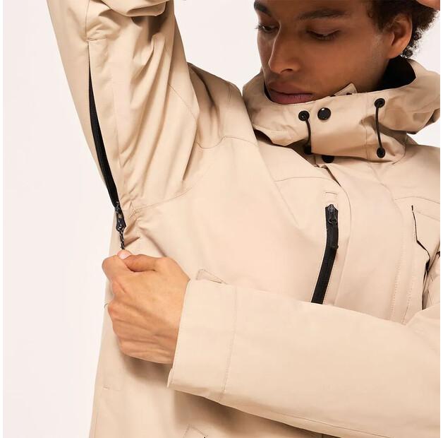 Oakley Core Divisional RC Insulated куртка