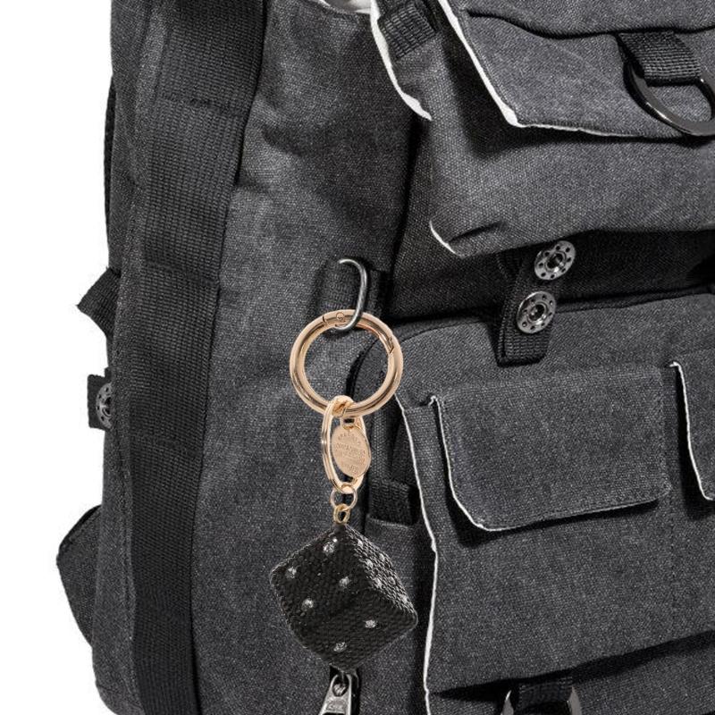 Snygg Modern LegeringsTärningar Nyckelring Hänge Med Glittrande Strass Accent Passar För Dem Som Uppskattar Unik Stil