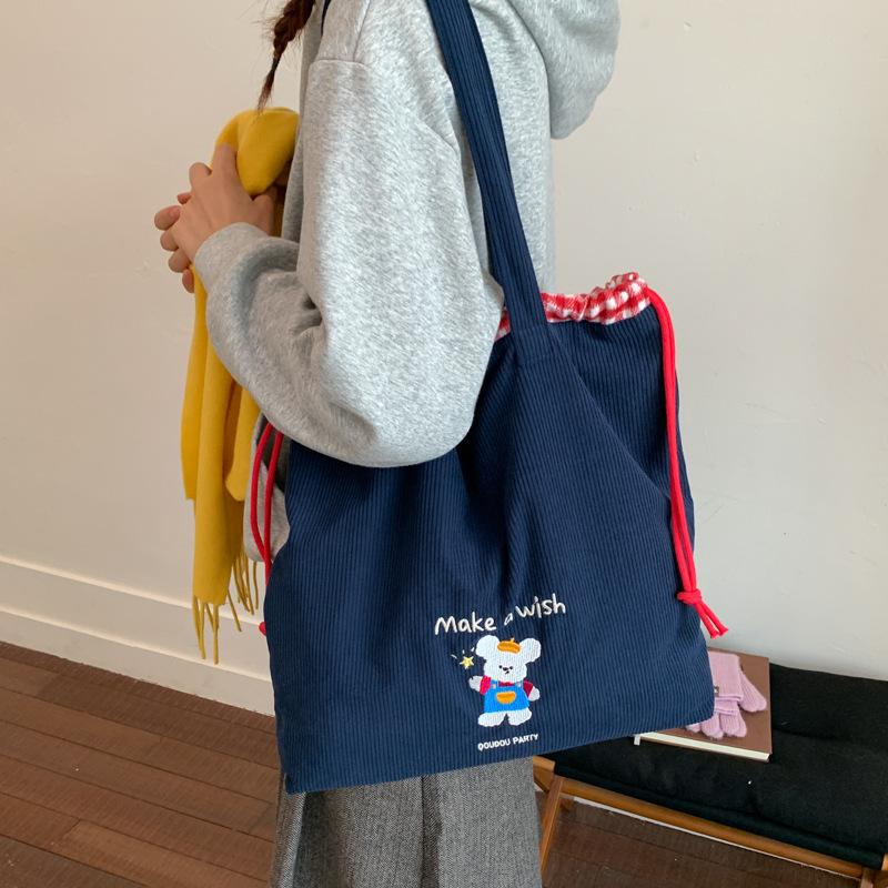 New fashion Korean version of college style cute shoulder bag large capacity simple and versatile corduroy handbag