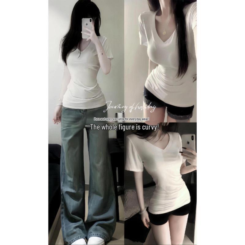 Noga utvald Slim-fit Kortärmad T-shirt för Kvinnor - Stilren, Midjekramande, Figurfördelaktig Sommartrend