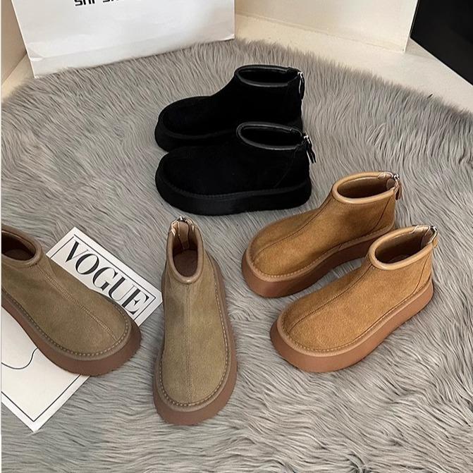 Internet celebrity simple niche heightening short boots women's 2025 autumn and winter new fashion versatile non-slip short tube thick-soled fashio