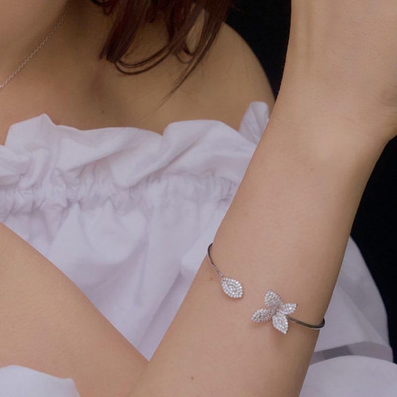 MACIER Blossom Bangle Bracelet