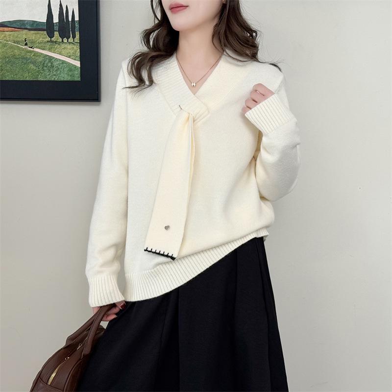 

2025 Autumn Plus Size V-neck Bow Tie Sweater for Women - New Year Outfit, Long Sleeve Knitwear XL грязно-белый