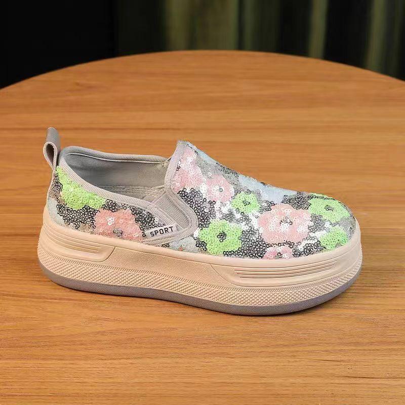 2026 New Woman's Spring Summer Casual Canvas Shoe Thick Sole Non Slip Flower Bling Slip-On Fashionable Loafers Shoes Board Shoes