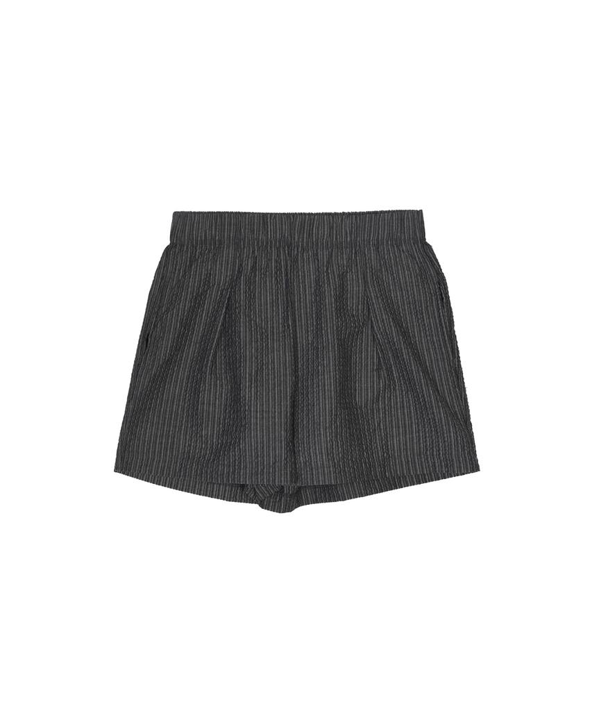 Nigaennikol Sheer Stripe Short Pants_Black