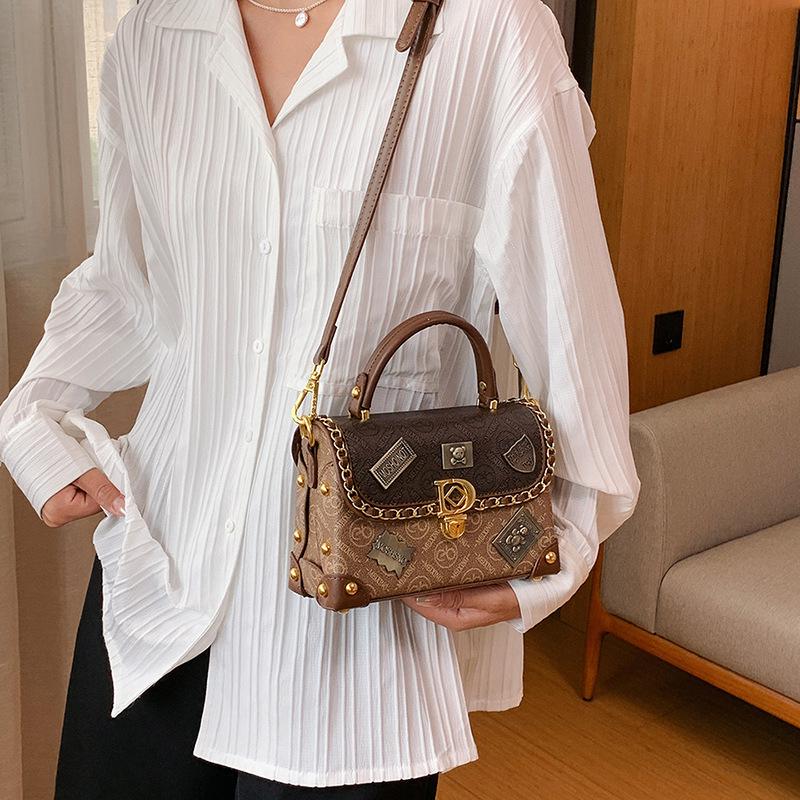 Dámská prémiová retro luxusní crossbody kabelka - evropský a americký styl, špičkový odznak, horký prodej malé kabelky