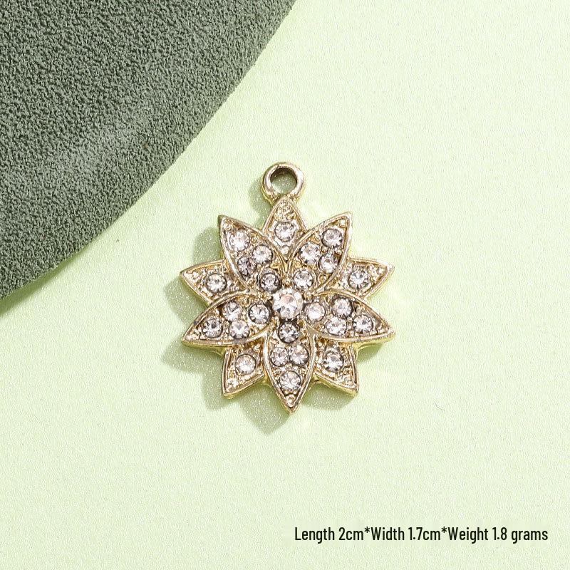 Snowflake Rhinestone Charm Pendant for DIY Jewelry: Christmas Alloy Accessory for Women’s Bracelets, Necklaces, and Earrings