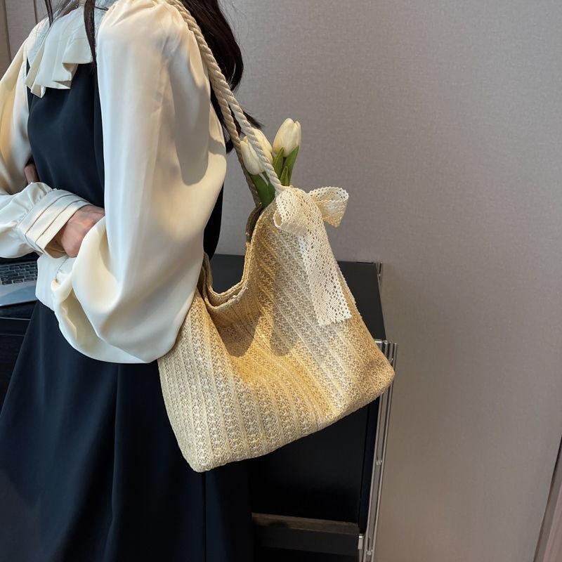 2025 Vielseitige Strandtasche aus Stroh im Pastoralstil: Damenhandtasche mit großem Fassungsvermögen und einzelnem Schulterriemen