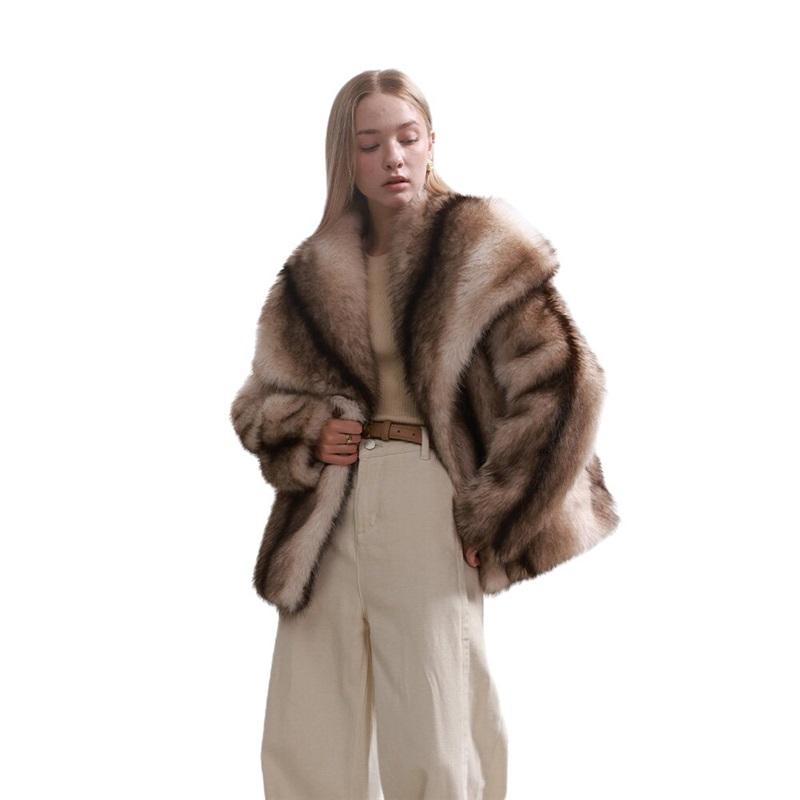 Cappotto da Donna in Eco Pelliccia di Volpe Collo Ampio Spesso Caldo Morbido Peluche Giacca Corta Larga Lusso Capo Invernale