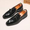 Men's lazy shoes with one foot, new business leather shoes, versatile fringed shoes, British and Korean version of casual large-size leather shoes