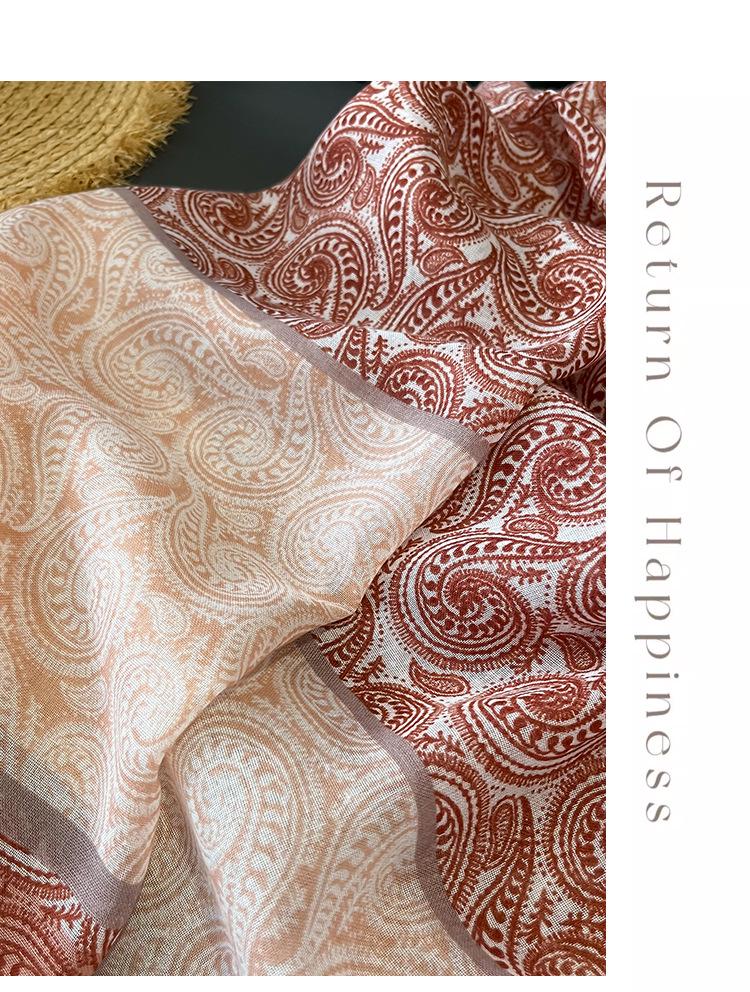 Women's Spring & Autumn Cotton-Linen Scarf: Airy Beach Shawl & Sun Protection Accessory.