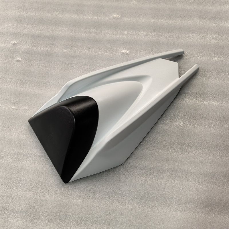 

Suitable for Spring Breeze 400nk 650nk Restoration Rear Hump Rear Tail Hood Modified Pieces White