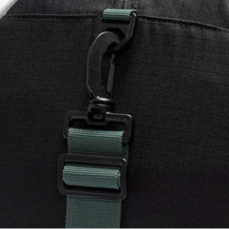 5 Nike Women S Gym Club Duffel bagS