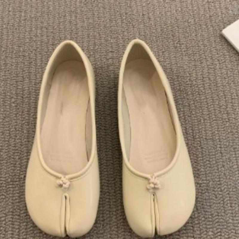 Damen Ballerinas 2026 Frühling Sommer PU-Leder Schuhe Französisch Vintage Einzelne Schuhe Mode Leicht Nicht-rutschend Freizeitschuhe