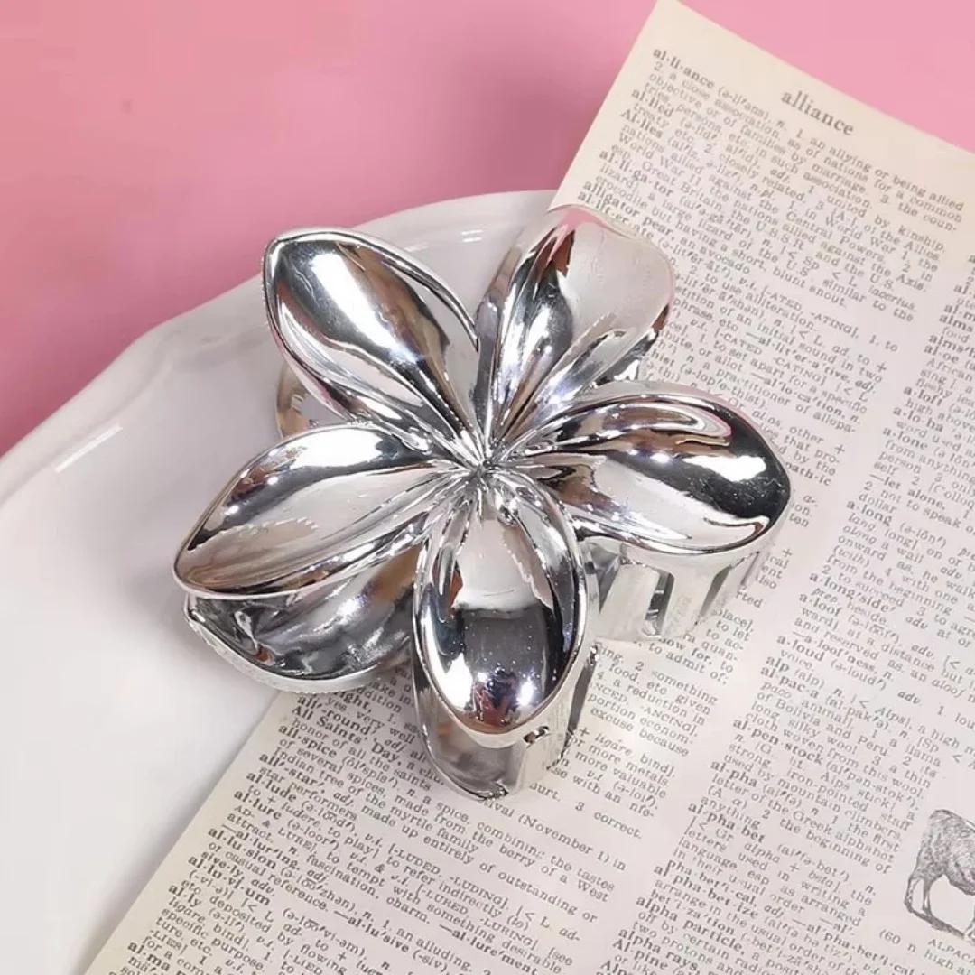 1Pc Women s Simple Flower Clip Women s Half-Tied Hair Clip on the Back of the Head