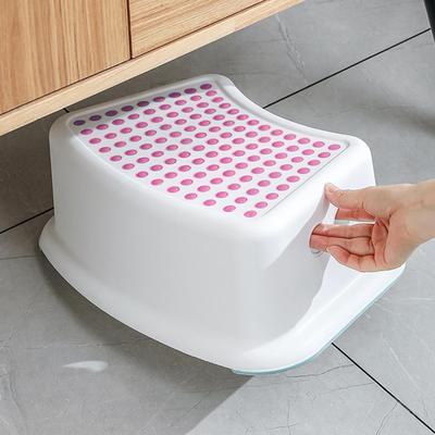 Banyo ve tuvalet – Banyo için basamaklar ve sandalyeler