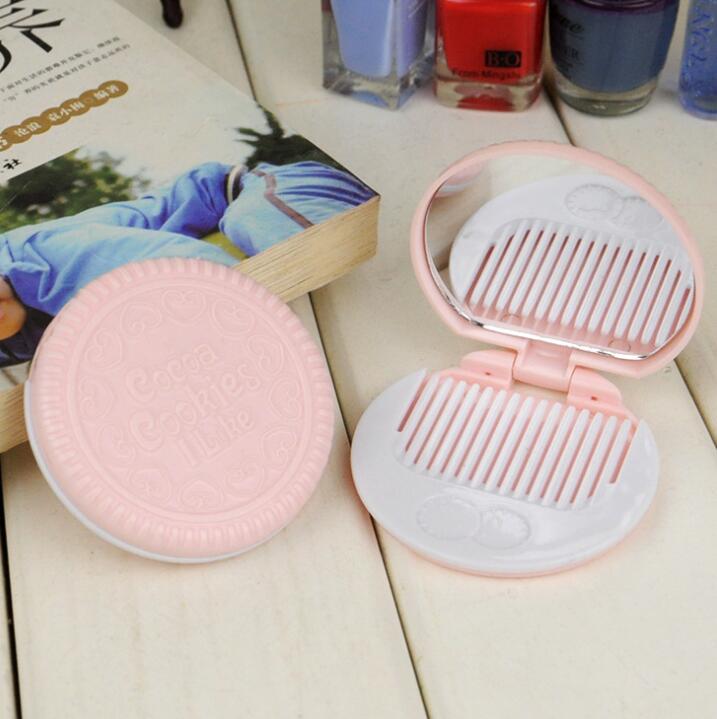 Cute Mini Pocket Chocolate Cookie Portable Makeup Cosmetic Compact Mirror Comb