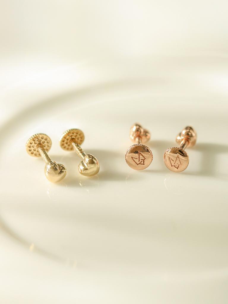Minimalpiercing 14K Mini-Me Tiny Heart Labret Piercing