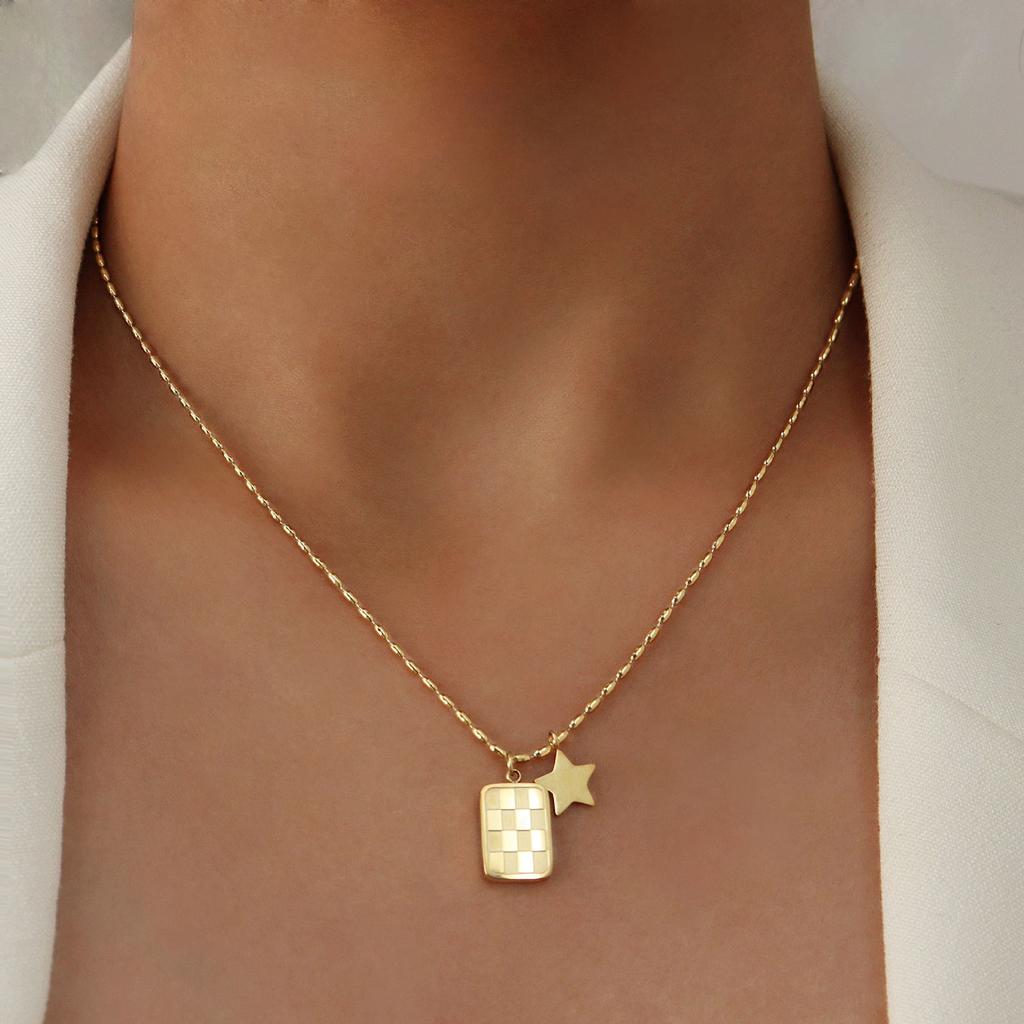 Titanium Steel Plated 18K Gold Checkerboard Square Card Small Star Necklace Niche Female Style Niche Personality Pendant Collarbone Chain