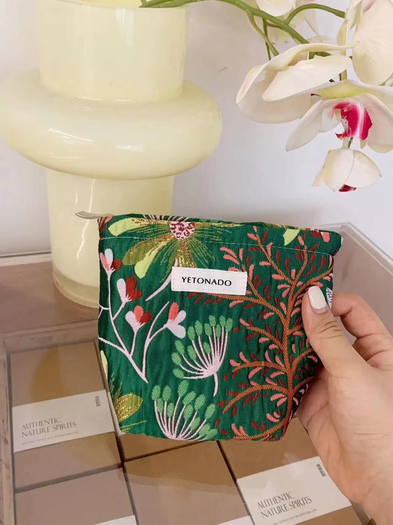 INS Style Vintage Flowers Cosmetic Bag Portable Hand Cosmetic Bag Travel Out Toiletries Storage Bag Makeup Tools Storage Pouch