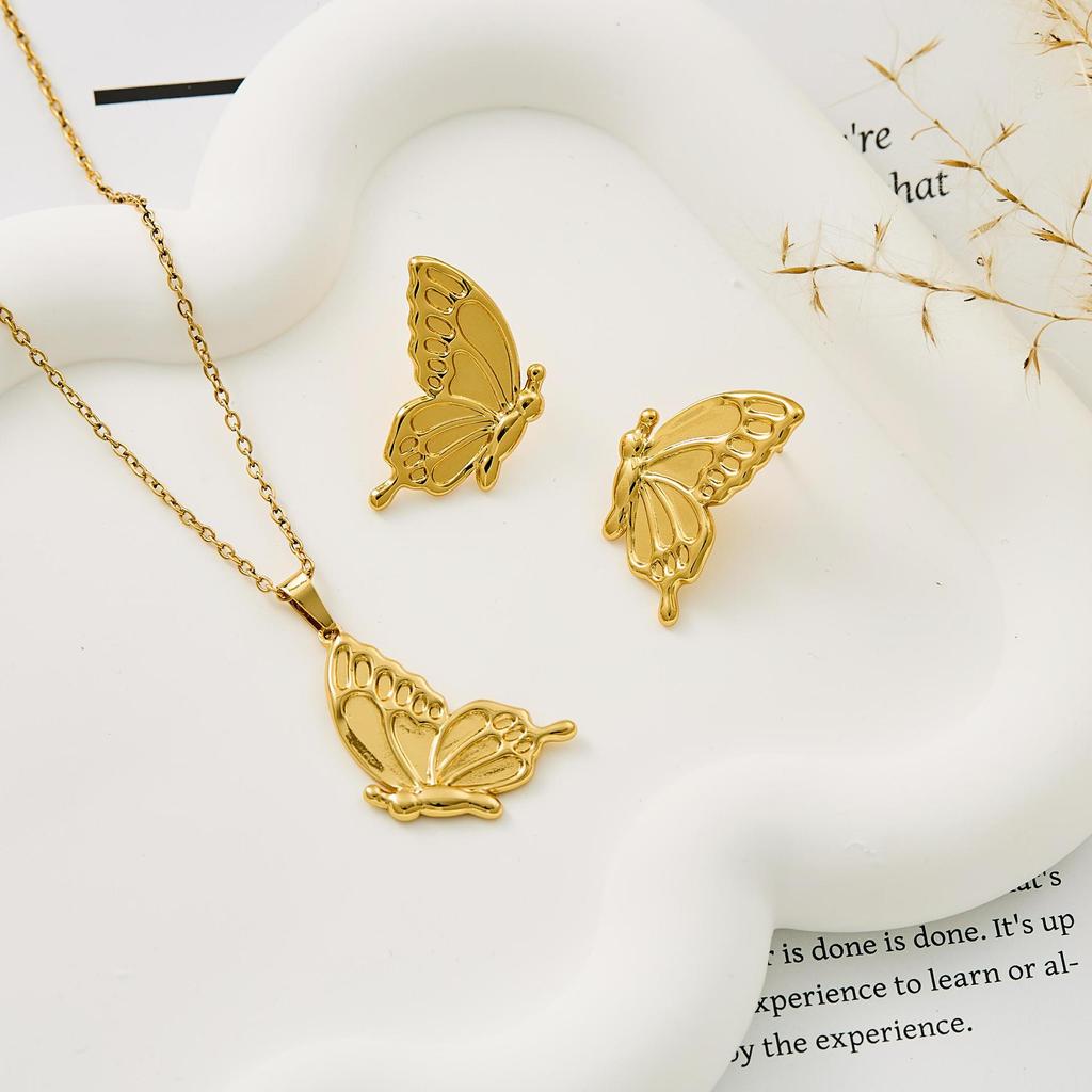 Exquisite 2025 Butterfly Necklace & Earrings Jewelry Set