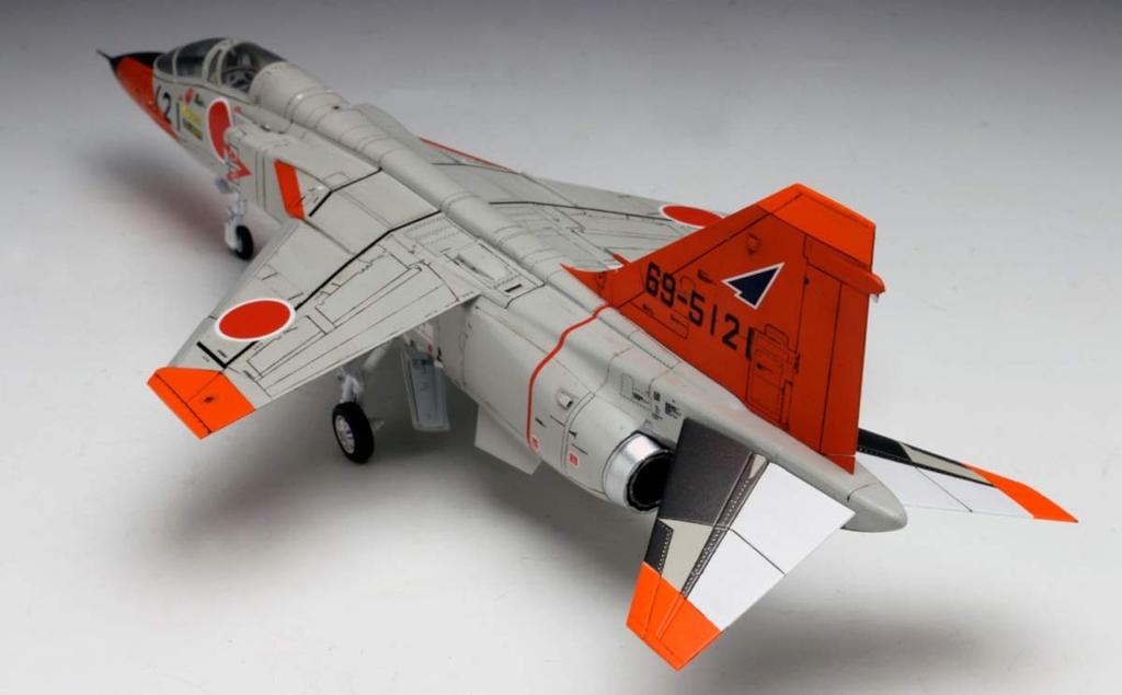 Platts Air Force Training Aircraft Early Type with Pilot Figure Plastic Model 1/72 Self-Defense T-2 AC-44