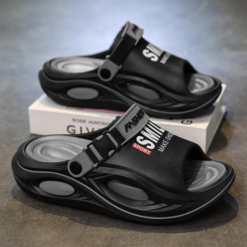 Summer new couple student home bathroom non-slip beach driving dual-purpose stepping on shit male sandals