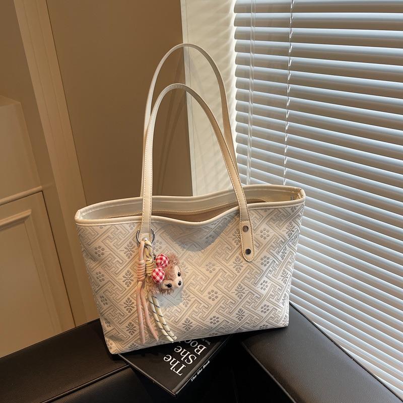 Large-capacity Bag Women's Summer Versatile New Casual Shoulder Bag Premium Texture Commuter Tote Bag