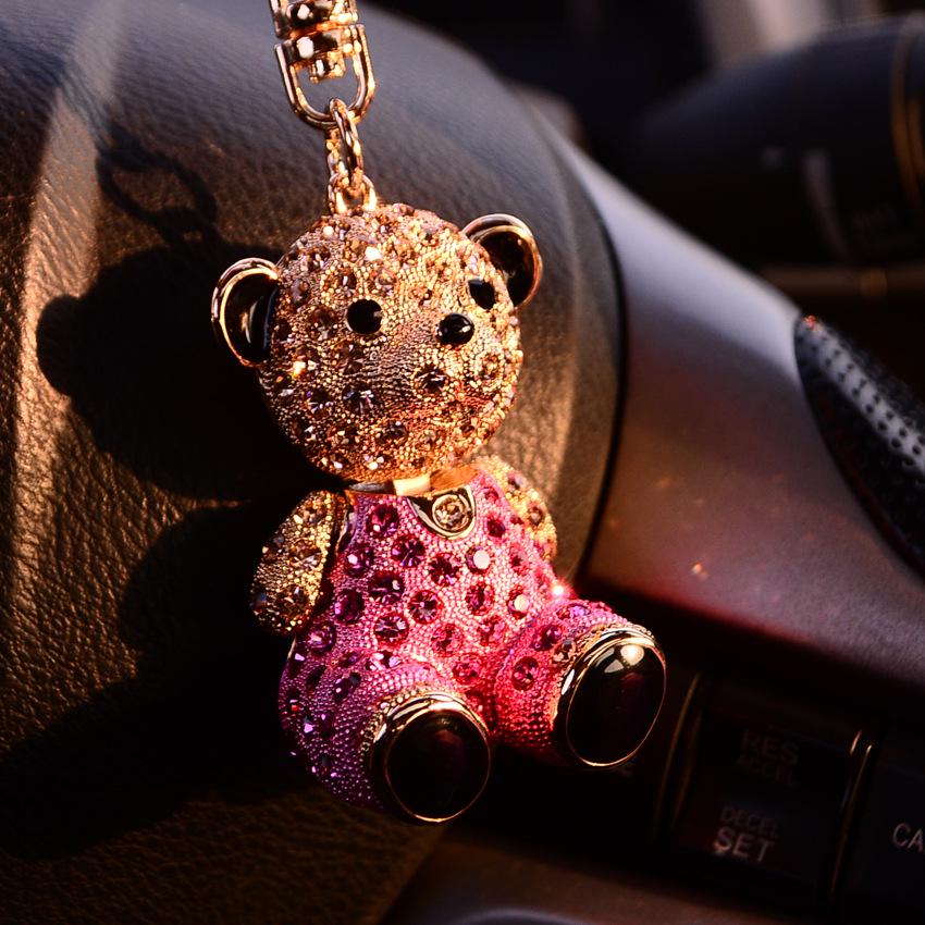 Exquisite Rhinestone Bear Keychain Pendant for Women - Cute Gift for Bag Accessory