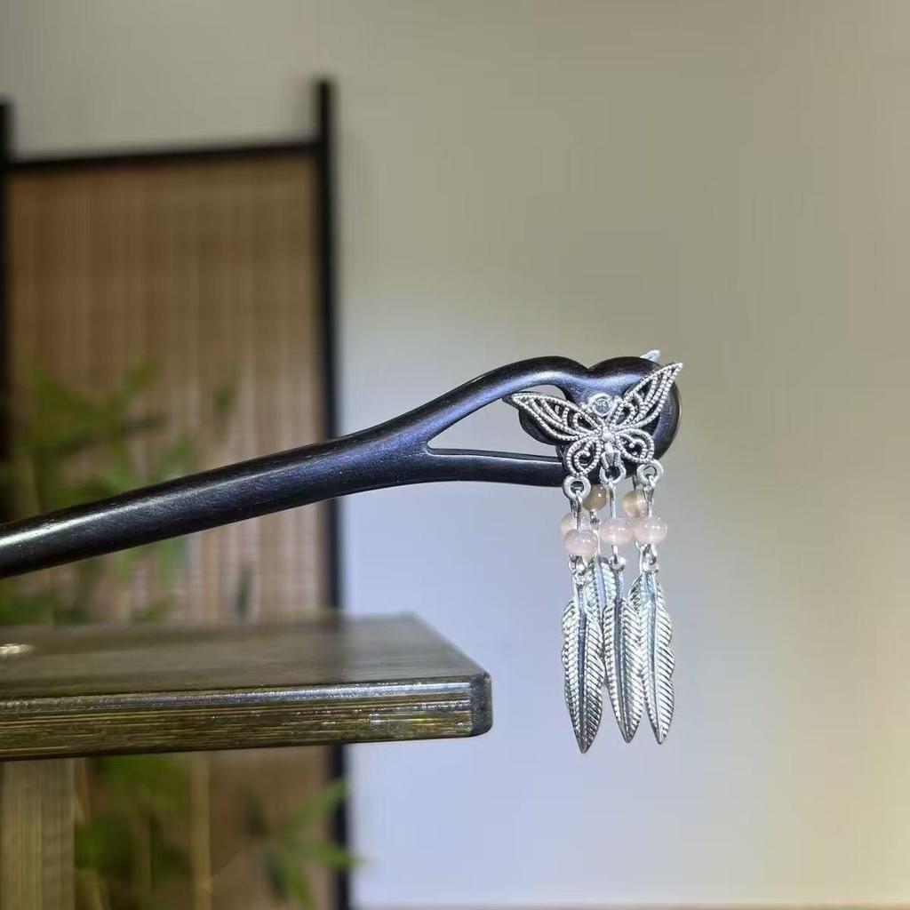 Sandalwood Women's Hairpin: Elegant Modern-Chinese Style Wooden Updo Stick