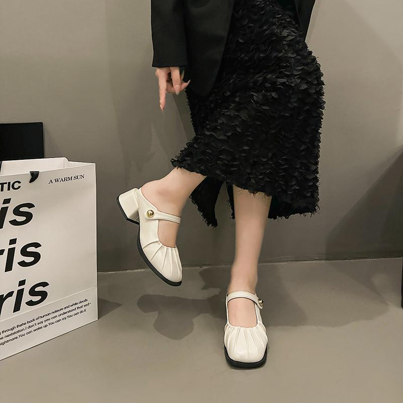 Spring New Brand Women Slipper Fashion Pleated Round Toe Slip on Mules Shoes Round Toe Outdoor Dress Sandal Shoes